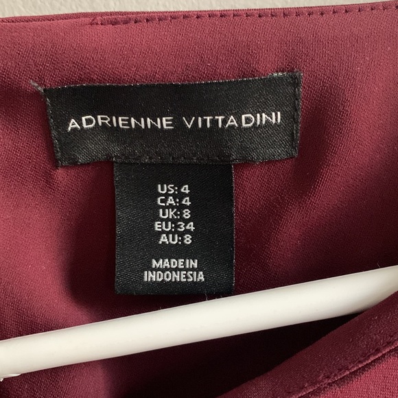 Adrienne Vittadini Women’s Sz. 4 Sleeved Dress - Picture 2 of 8